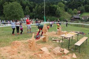 Hitrostno kiparjenje z motorno žago